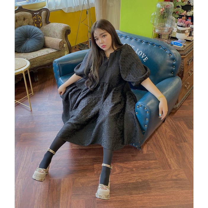 러빈동키 달리아 자가드 플라워 무지 오버핏 미디 원피스 ( 2 color )