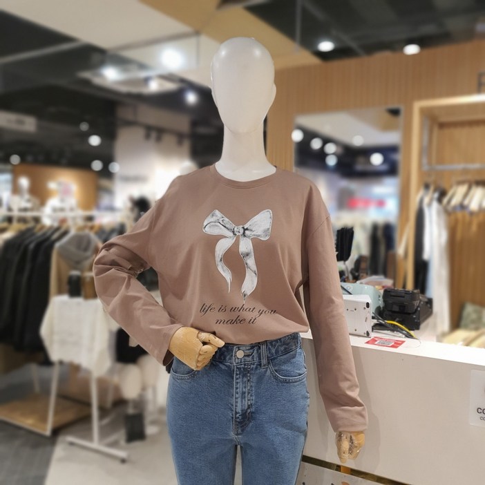 플라스틱아일랜드리본 프린트 티셔츠 CL981Q3