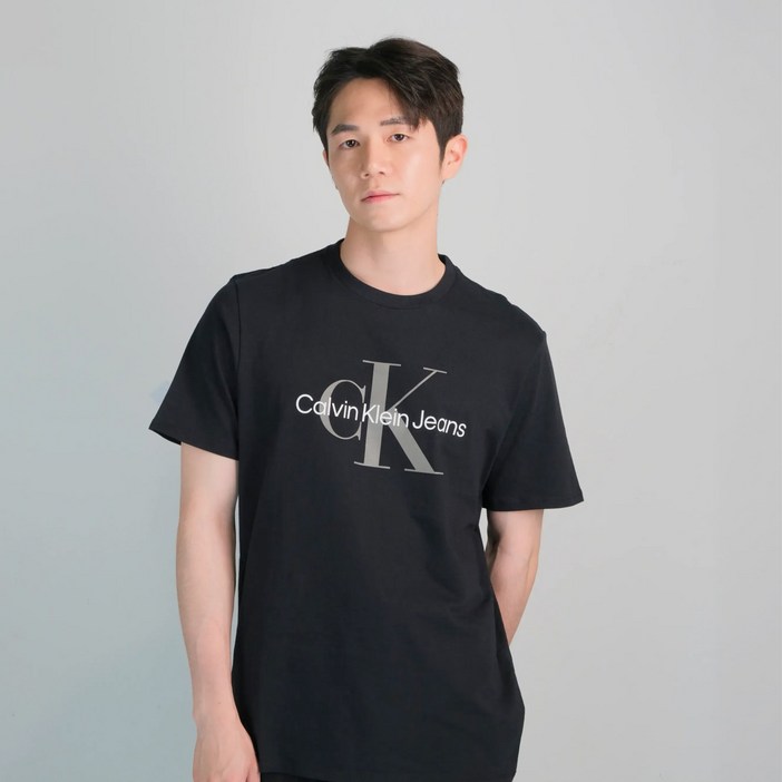 캘빈클라인 S/S 남녀공용 모노그램 크루넥 티셔츠 DC813