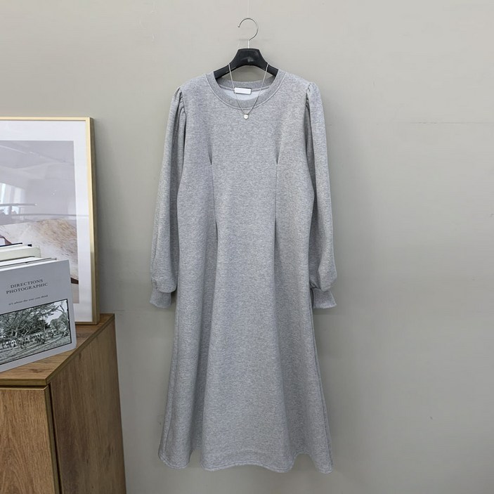 행복여 로린 셔링 퍼프 소매 다트 라인 플레어 기모 원피스