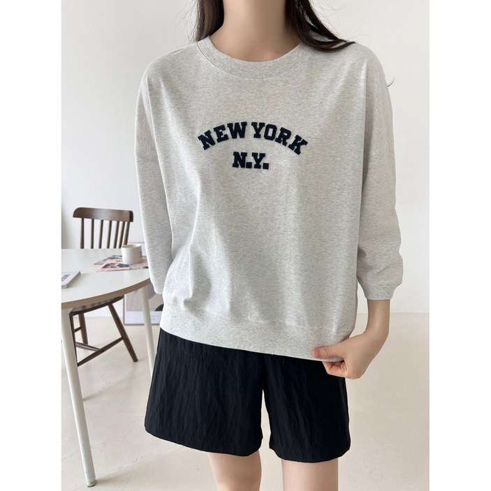 더마레 여성용 뉴욕 로고 데일리 맨투맨 2colors