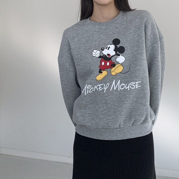 [행복여] 디즈니 정품 홀리데이 미키 루즈핏 기모 맨투맨