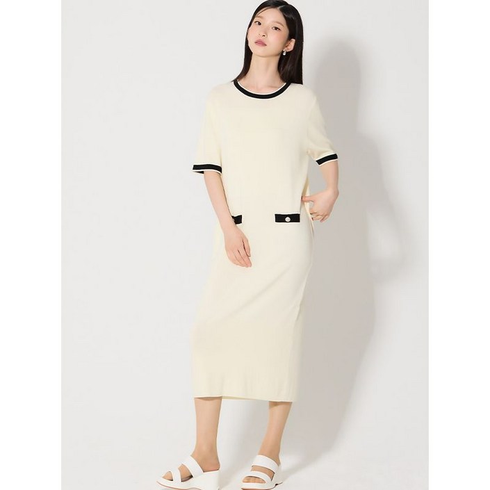 오조크 라운드 라인배색 니트원피스 택가격 112000원