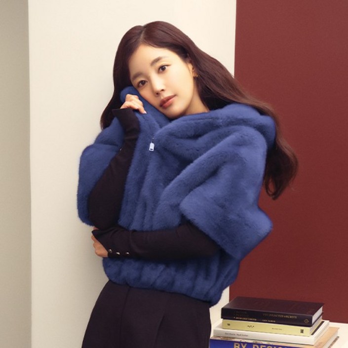 온플 셀렙샵 에디션23FW FAUX 밍크 케이프 자켓