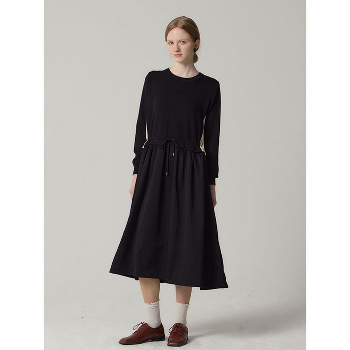 오조크 니트 상판 배색원피스 택가격 138000원