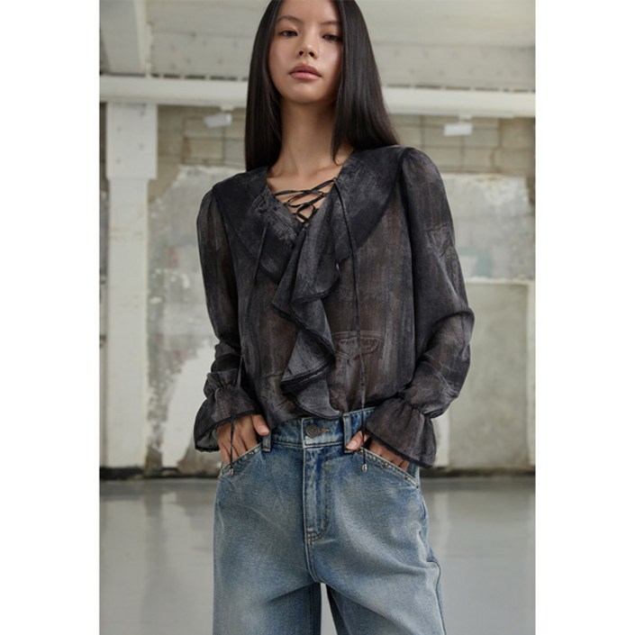 에고이스트BLUE LABEL 러플 레이스업 블라우스 ER3OBL01