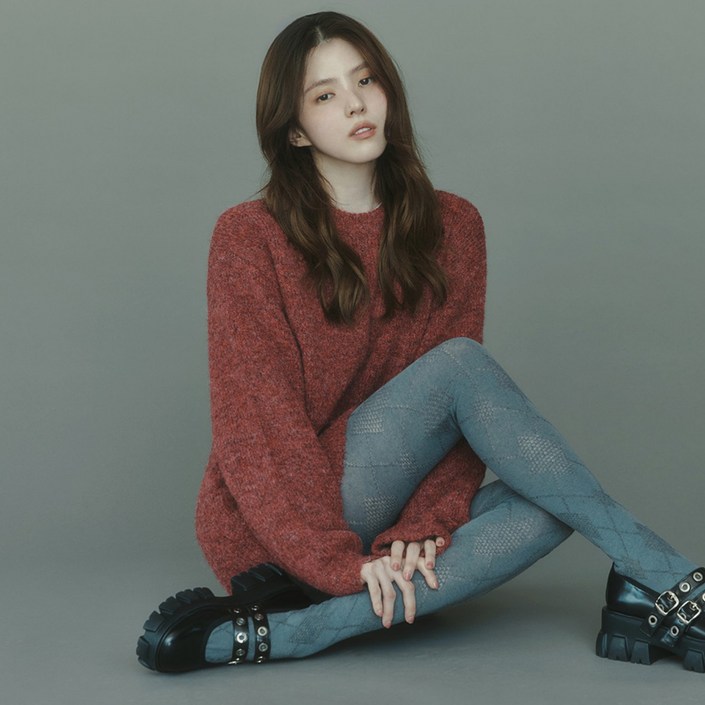 지오다노 동수원점 부드럽고 포든한 여성 한소희 루즈핏 울 스웨터 05354922
