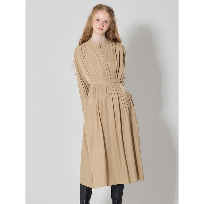 오조크 오조크(OZOC)  헨리넥 롱 원피스 (택가격: 113000원)