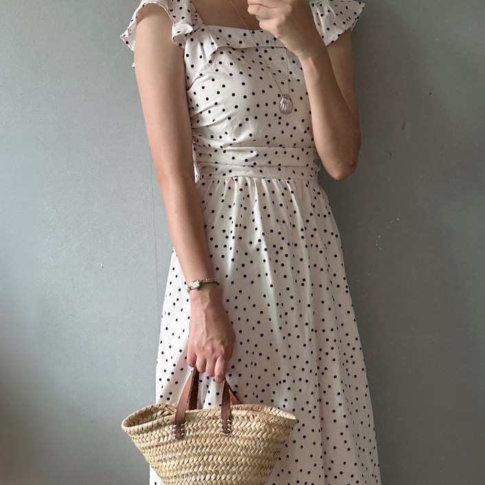 [위아썸머]어깨프릴 도트 롱원피스