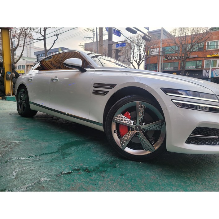 제네시스 G80 스포츠 20 T1370 T1380 8.5J+43.5 114.3 상태에 따라 대품