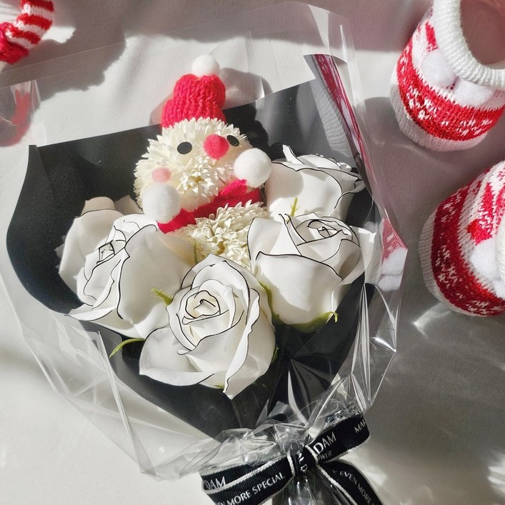 플라담 크리스마스 산타 눈사람 장미 꽃다발, 1개, 눈사람블랙화이트장미