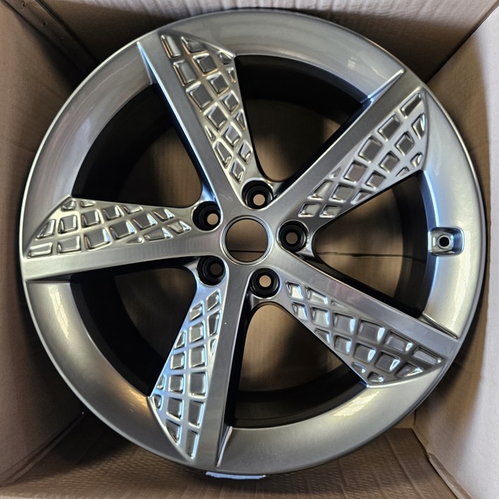 제네시스 G80 스포츠 20인치 와플휠 스퍼터링휠 (후륜) / 기존 휠 반납조건