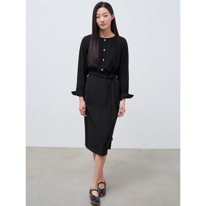 빈폴레이디스 넥 셔링 벨티드 원피스 블랙 BF4271C075