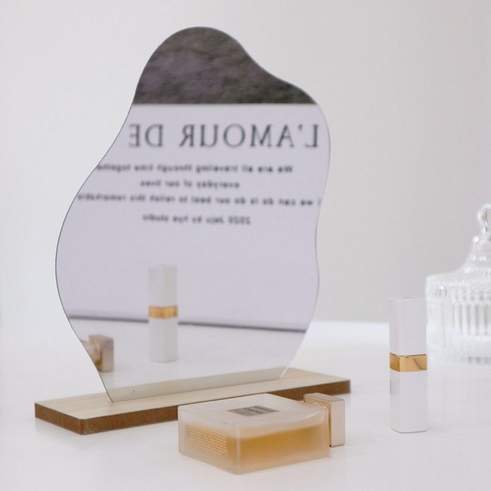 웨이브거울 조약돌 비정형 디자인 탁상 우드받침 거울 1,900