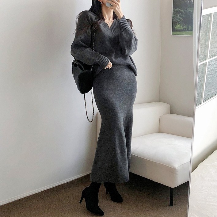 요시아나 당일발송 다나에 루즈핏 브이넥 니트 인어라인 롱스커트 투피스 세트 2컬러