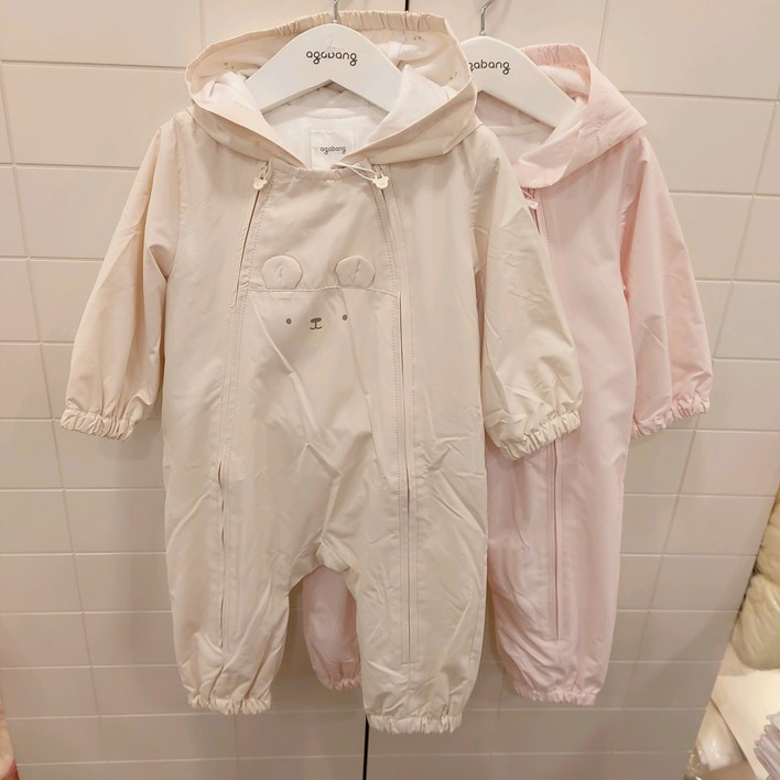 아가방 NC청주점 23년가을신상간절기에 입기 좋은 바람막이 화섬 우주복