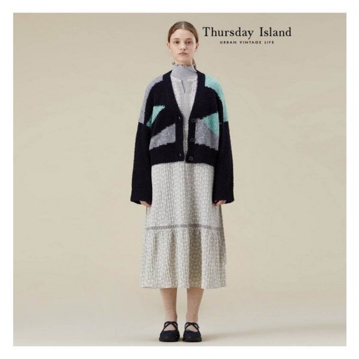 써스데이아일랜드 인타샤 부클링 배색 가디건T238MCD233W 2483737