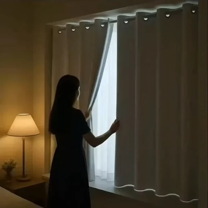 스너그스페이스 완전 빛차단 방한 단열 아일렛 암막 커튼 2P 세트