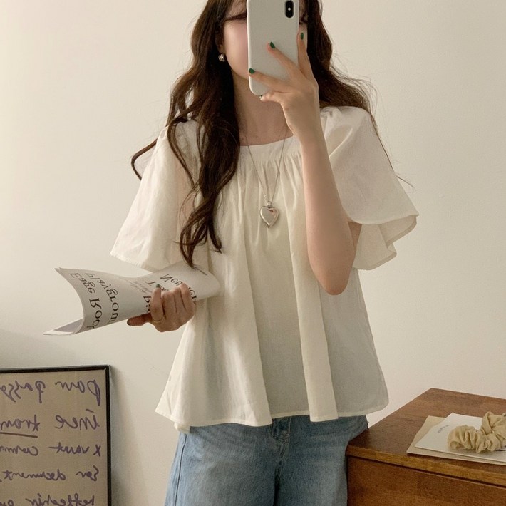 헤이디 스퀘어넥 반팔 블라우스 헤이디 스퀘어넥 반팔 블라우스