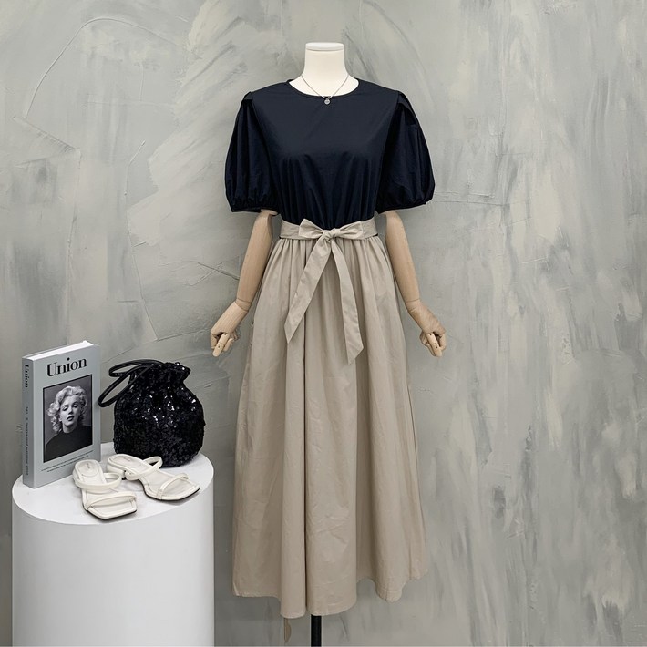 행복여 뮤틴 셔링 벌룬 소매 배색 포인트 플레어 롱 원피스