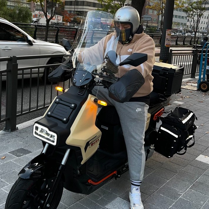 벤쿱125 26년식 출퇴근 배달스쿠터 캠핑용 바이크 벤리110 포미카 와일드 에보 서울 모즈클럽 동대문점