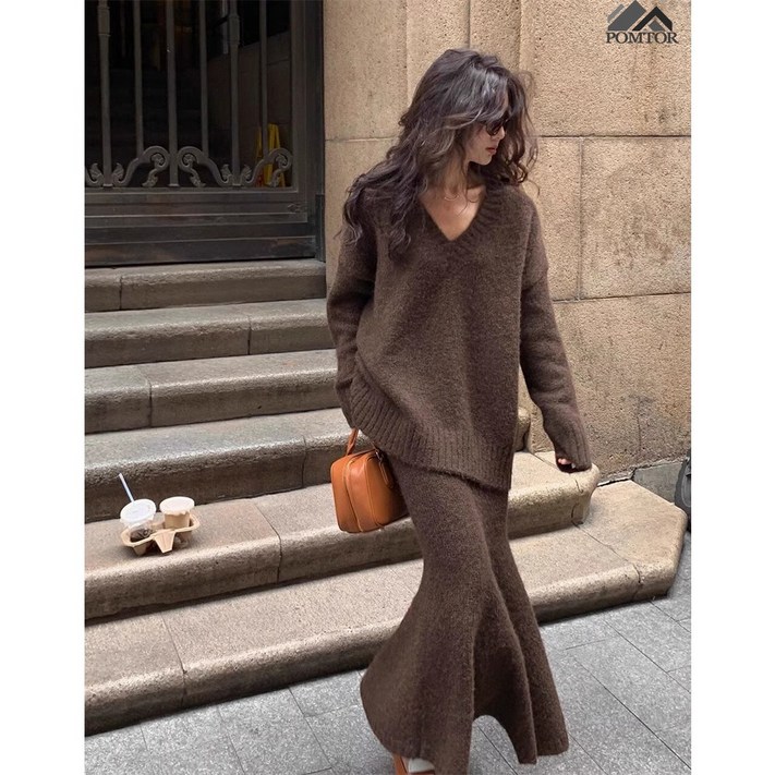 POMTOR 여성 가을 겨울 캐주얼  세트 니트 스웨터롱스커트 투피스