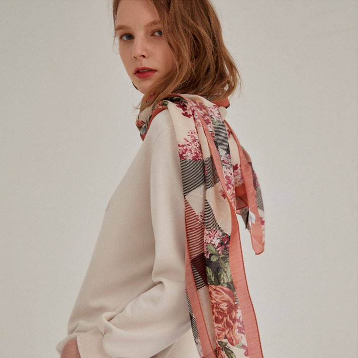 닥스 레이디스 플라워배색 울혼방 스카프 DLSC1B109P2