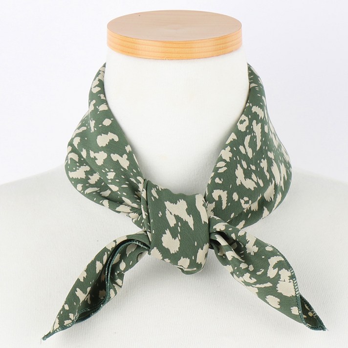 로시끌레르 얼룩 페인팅 쁘띠 스카프