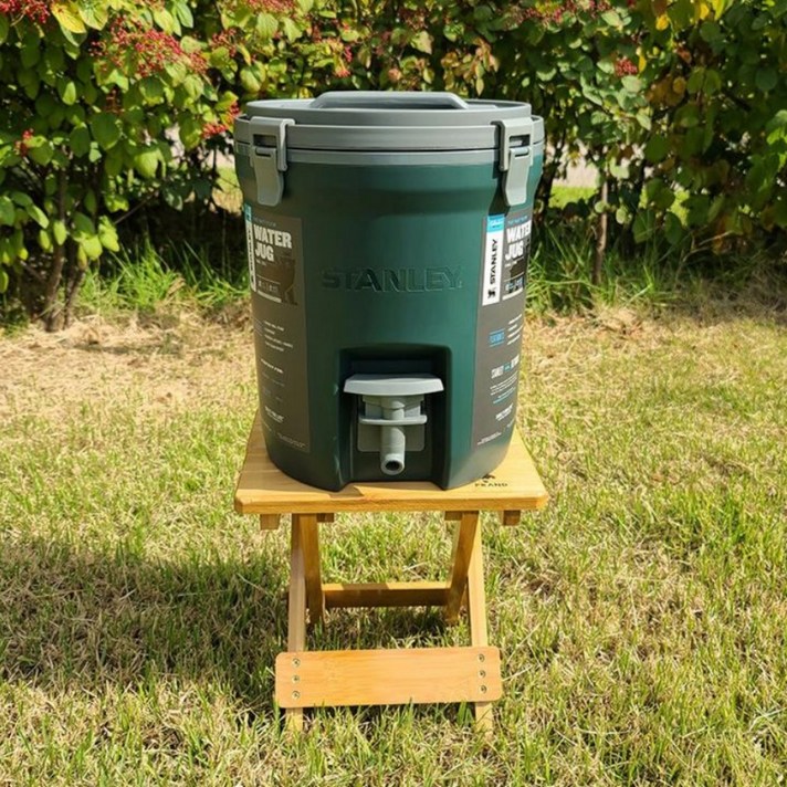 [당일배송]스탠리 워터저그 3.8L 7.5L 받침대 세트 그린 화이트 감성 캠핑 물통, 1개