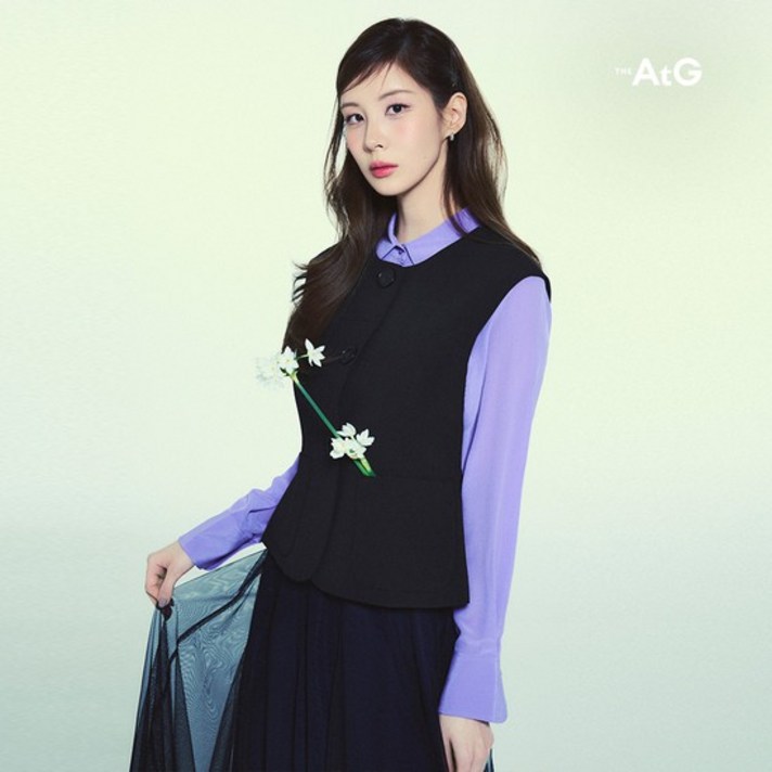 The AtG 더엣지 24SS 투톤 샤 스커트 The AtG 더엣지 24SS 투톤 샤 스커트