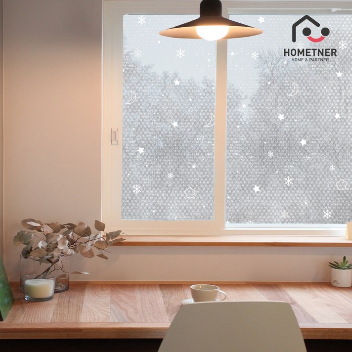 홈트너 물없이 붙이는 단열 에어캡 뽁뽁이, 점착형7중_눈내리는밤