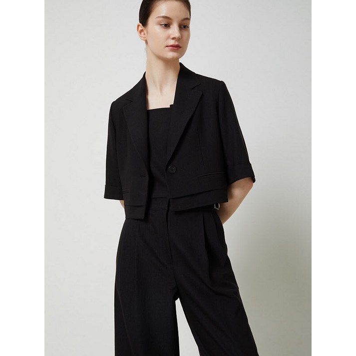 씨씨콜렉트 여성 자켓 심플 기본 출근코디 CC collect. SETUP 슬리브 크롭 싱글 자켓C242MSF231 3562924DH2258950