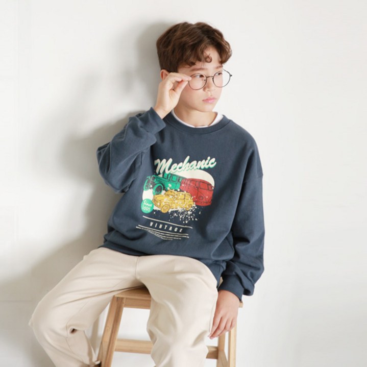 나나주니 라운드넥 빈티지카 맨투맨