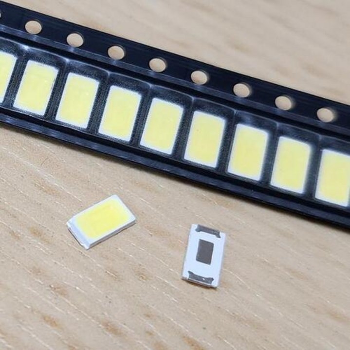 5730칩LED 주광색 LED 6000k 100알 전등수리 방등수리