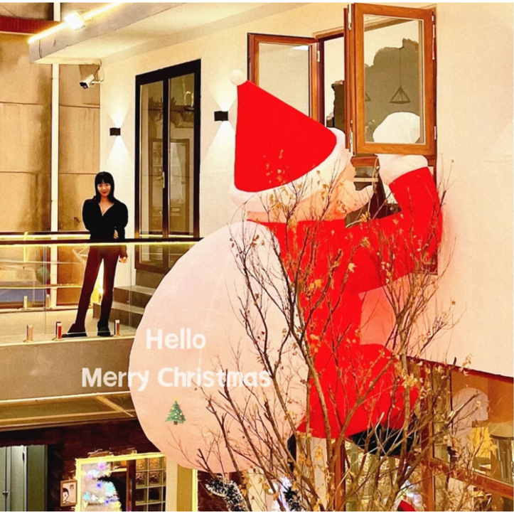 Life Rhythm 크리스마스 인형간판 벽타는산타 대형 풍선 장식용품 소품 2M 3M 4M 5M 송풍기 조명 포함+변환플러그 2개 7670888695