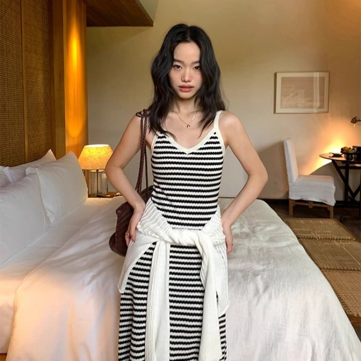 위아썸머단가라니트 폴폴 롱원피스