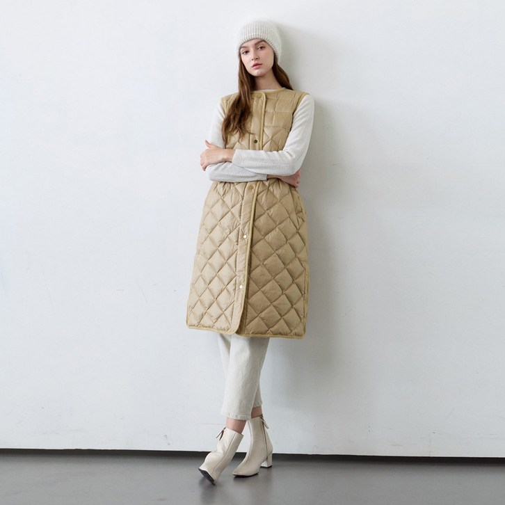 미크베 Quilting goose down vest M4D763