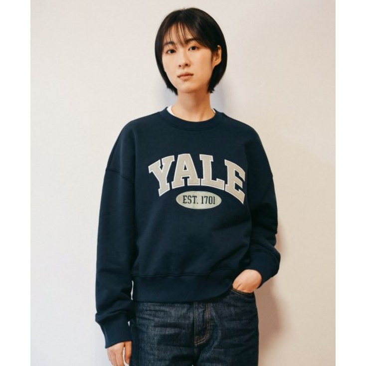 예일 YALE 우먼즈 투톤아치 크롭 스웨트셔츠네이비