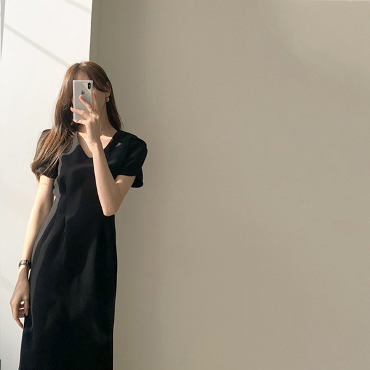 레티고 브이넥 허리라인 심플 롱 원피스 레티고 브이넥 허리라인 심플 롱 원피스
