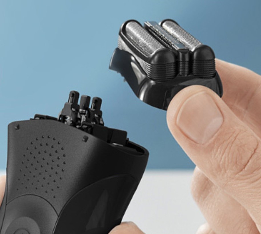 BRAUN 시리즈3 전기면도기, 300s (5408), 블랙 - thumb image